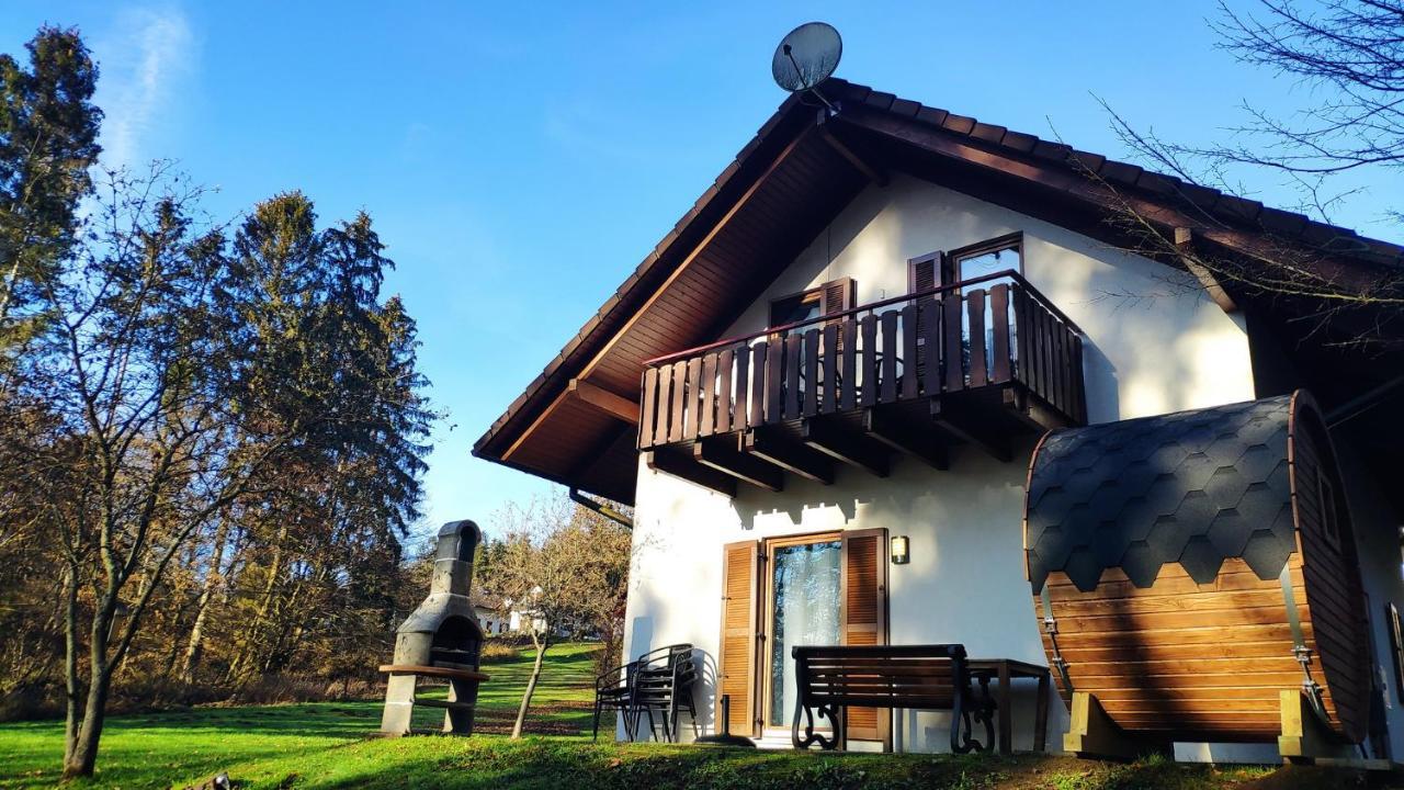 Seepark Kirchheim Ferienhaus Bei Zeta Mit Sauna Dış mekan fotoğraf